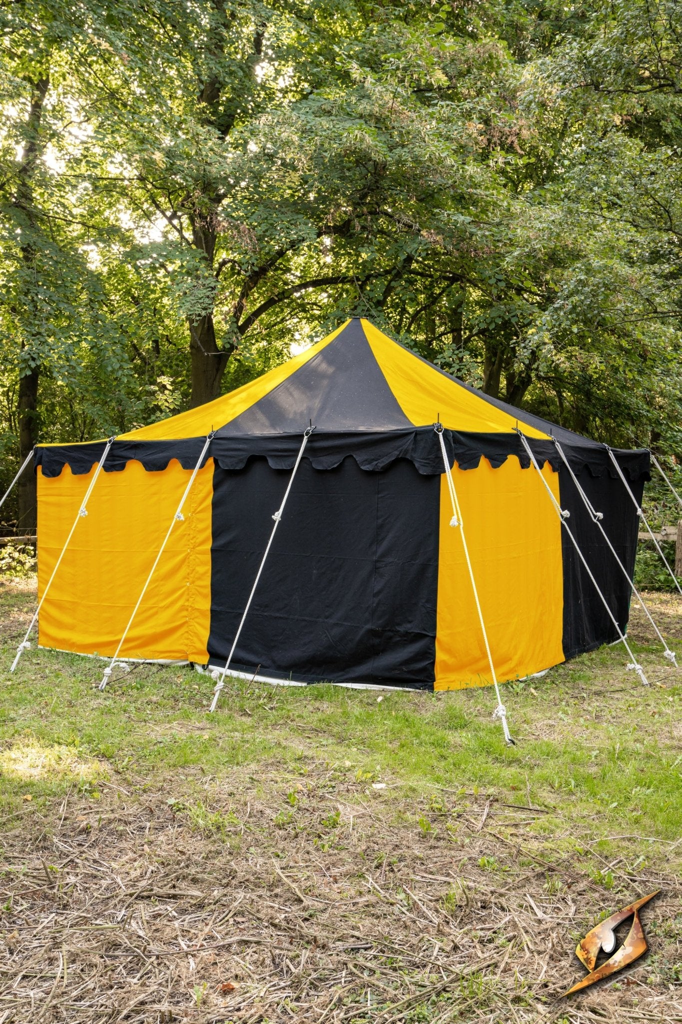 The Marquee Pavilion Tent — A Noble’s Refuge for Faire and Field - T&D Design & Sundry