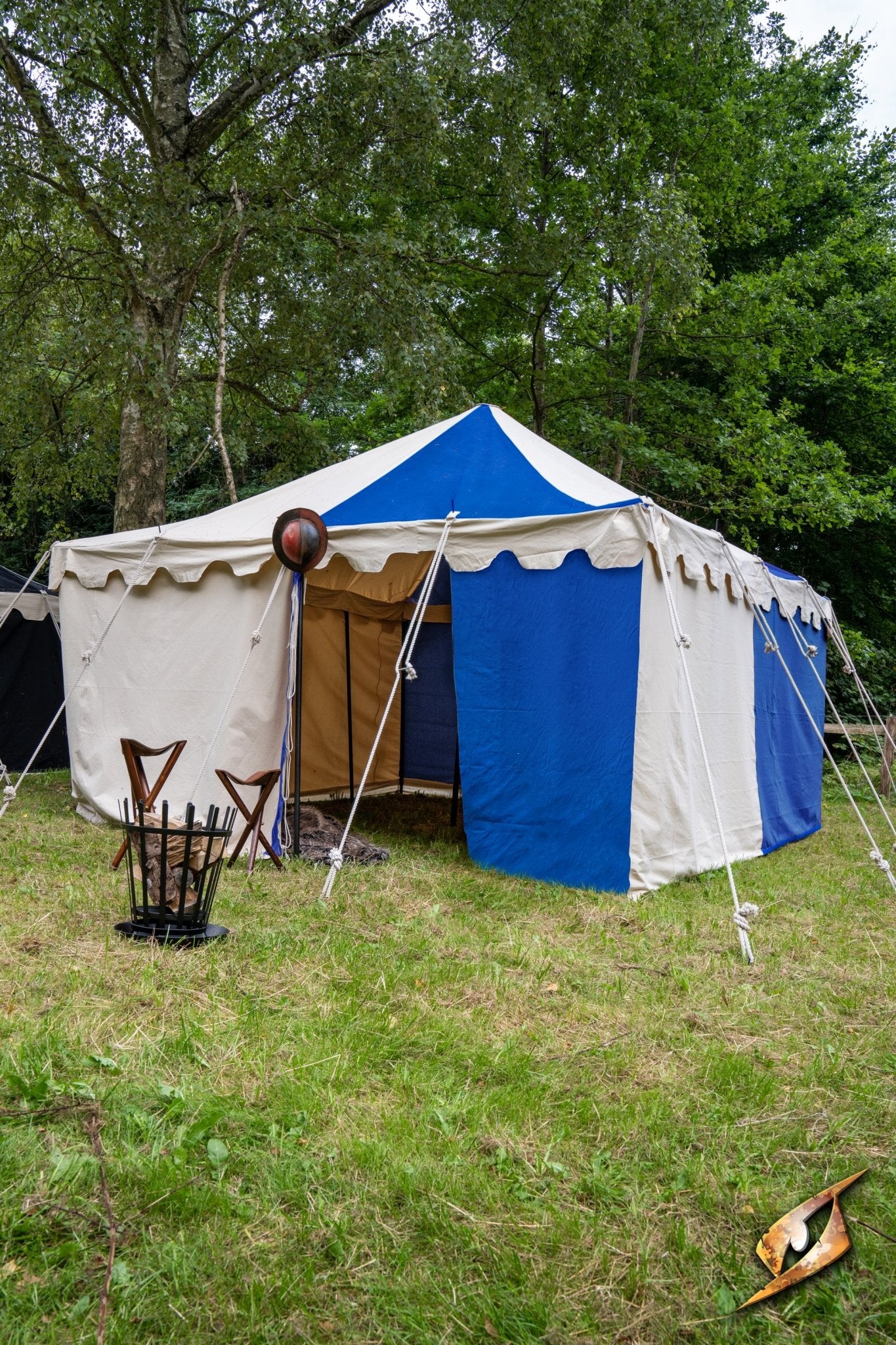The Marquee Pavilion Tent — A Noble’s Refuge for Faire and Field - T&D Design & Sundry